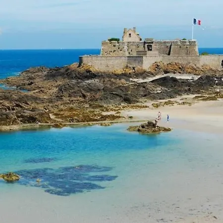Le Plongeoir De Bon-secours
